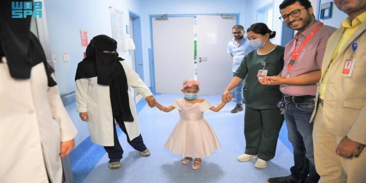 مدينة الأمير سلطان الطبية العسكرية تحقق إنجازًا طبيًا جديدًا بإجراء عملية زراعة نخاع عظمي