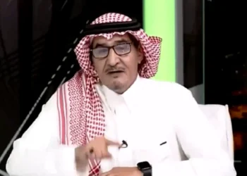 استشاري: “طقطقة الرقبة والظهر” تؤدي إلى كسور في العمود الفقري وأضرار في الحبل الشوكي وشلل في بعض الحالات