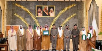 محافظ الطائف يكرم الجهات المشاركة في دعم برنامج المدن الصحية