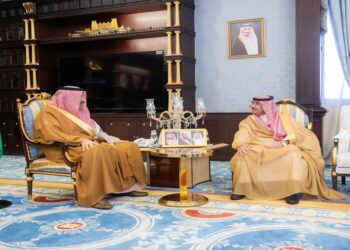 أمير الباحة يستقبل مدير شركة الاتصالات السعودية بالمنطقة