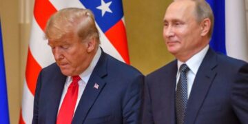 الكرملين ينفي صحة التقارير المتعلقة باتصال بوتين مع ترامب