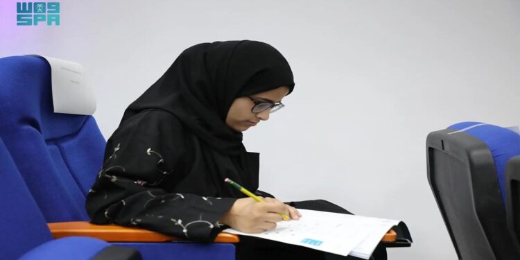 311 طالبًا وطالبة بمدارس جازان يؤدون اختبار "موهوب2" ويتنافسون للمشاركة في الأولمبيادات الدولية