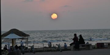 اعتدال الأجواء وفعاليات “شتاء جازان” تجذب الأهالي والزوار لزيارة المواقع السياحية بالمنطقة