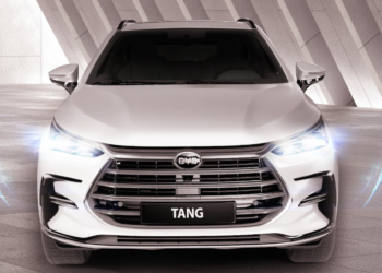 مدير “بي واي دي” بالمملكة: بي واي دي تجمع بين السلامة واستخدام الطاقة النظيفة.. وفي المستقبل القريب سيتم افتتاح مركز الدمام