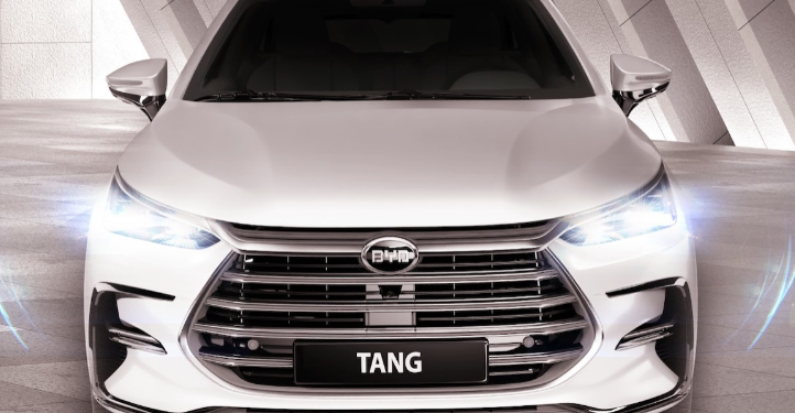 مدير “بي واي دي” بالمملكة: بي واي دي تجمع بين السلامة واستخدام الطاقة النظيفة.. وفي المستقبل القريب سيتم افتتاح مركز الدمام