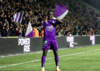 ثنائية السعودي الصحفي تصعق بروغ… والصحافة البلجيكية تتغنى