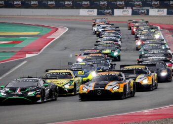 بورشه ولامبورغيني وفيراري تشعل سباق «سال جدة»