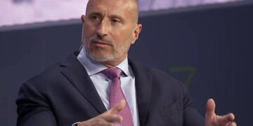 رئيس «معادن»: حفر 820 ألف متر من آبار الاستكشاف بالسعودية خلال عامين