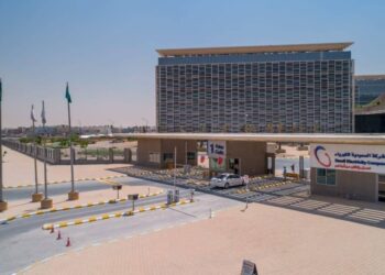 «السعودية للكهرباء» توقع اتفاقيات شراء طاقة بـ4 مليارات دولار