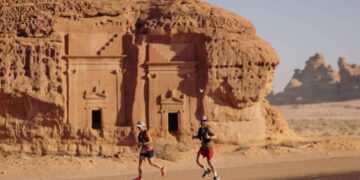 سباق «درب العُلا 2025» يترقب أرقاماً قياسية في عدد المشاركين