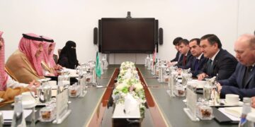 مشاورات سعودية - طاجيكية تناقش تعزيز التعاون في شتى المجالات