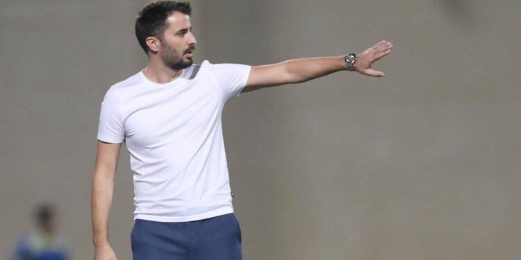 ريزتيتش وكارينيو وماشين يتنافسون على تدريب الوحدة