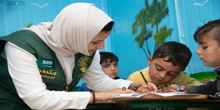 السعودية قدّمت 7 مليارات دولار لتحسين ظروف الأطفال وأسرهم حول العالم
