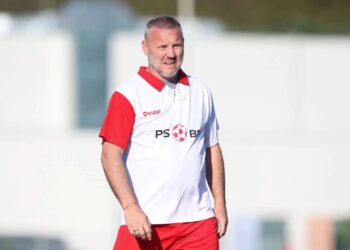 اعتقال النجم البولندي السابق توماس كلوس بتهمة التهرب الضريبي