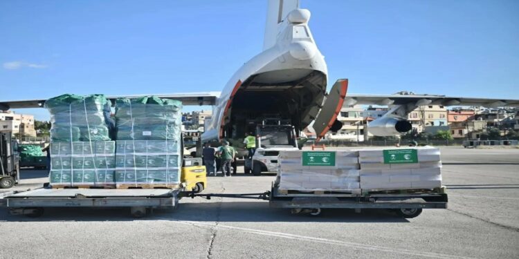 الطائرة الإغاثية السعودية الـ24 تصل إلى لبنان