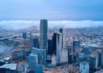 صفقات «جسري» السعودية تتخطى 9.3 مليار دولار تشمل استثمارات في التيتانيوم ورقائق الألمنيوم والزنك