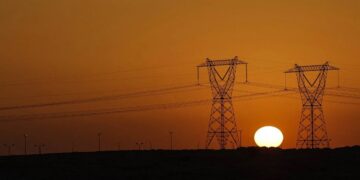 مصر: التوقيع على اتفاقيتي السوق العربية المشتركة للكهرباء وربط كهربائي شامل