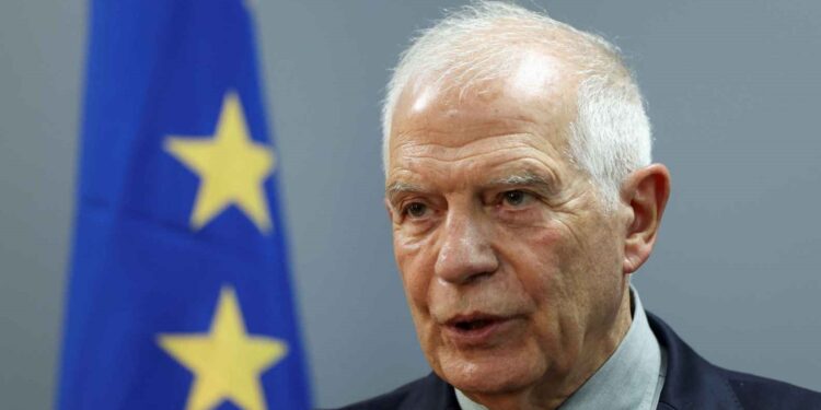 بوريل: بعض دول الاتحاد الأوروبي سمحت لكييف باستخدام أسلحتها لضرب عمق روسيا