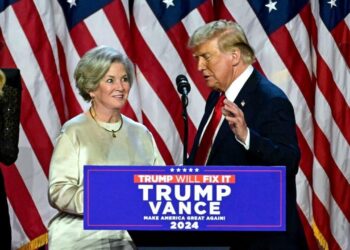 ترامب يختار رئيسة حملته الانتخابية سوزي وايلز لمنصب كبيرة موظفي البيت الأبيض