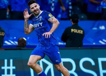 الهلال يهزم الاتفاق ويستعيد صدارة الدوري السعودي من الاتحاد