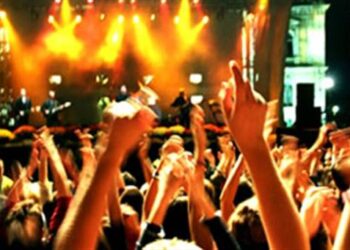 الصحة العالمية تحذر: الموسيقى الصاخبة قنبلة تهدد صحة القلب