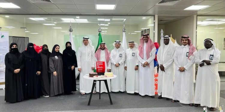 مؤسسة جائزة المدينة المنورة تحصد شهادة “أفضل بيئة عمل” للعام الحالي