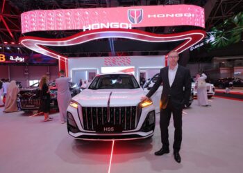 التوكيلات الفاخرة للسيارات تبهر الحضور بعرض أفخم طرازات هونشي وتزيح الستار عن HS5 و H9 الجديدين في معرض جدة الدولي للسيارات