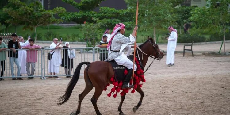 رحلةً ترفيهية قيّمة.. فعالية مهارات الفروسية تُبهج زوار حي حراء الثقافي