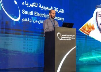 الأول على مستوى العالم.. إطلاق مشروع بحثي لاحتجاز الكربون في محطة توليد رابغ