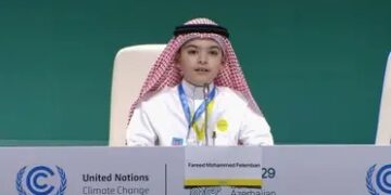 طفل سعودي شارك في مؤتمر الأطراف لتغير المناخ في باكو.. إليك القصة