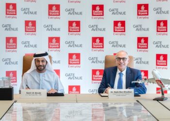 طيران الإمارات و”جيت أفينيو” بــ”دبي المالي العالمي” وتطبيق “سكاي واردز إيفريداي”  يتعاونان للارتقاء بتجارب التسوق