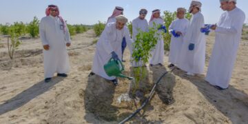 وفد عُماني يطلع على إستراتيجية مؤسسة الري التقنية والفنية في إدارة المياه بالإحساء