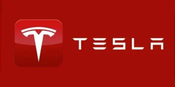 أسهم “تسلا” المملوكة لـ ماسك ترتفع إلى تريليون دولار