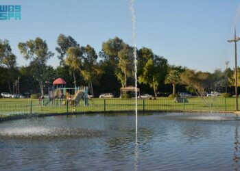 الأجواء المعتدلة بمتنزه الملك فهد بنجران تجذب المتنزهين