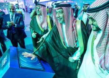 نائب وزير البلديات والإسكان يفتتح أعمال النسخة الـ 34 من معرض البناء السعودي