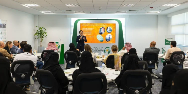 "استدامة" و"نيوم" يوقّعان اتفاقية إستراتيجية لتعزيز كفاءة الكوادر الوطنية لإدارة محاصيل البيوت المحمية