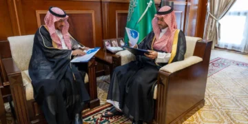 نائب أمير حائل يستقبل مدير مبادرة المنتزهات الجيولوجية السعودية