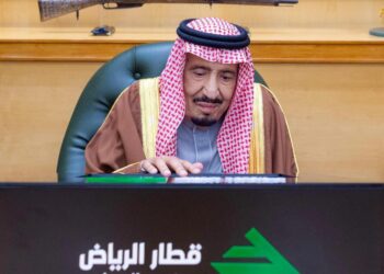ولي العهد: مشروع النقل العام بمدينة الرياض بشقيه القطار والحافلات يُعد ثمرة من ثمار غرس خادم الحرمين الشريفين