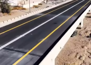 "هيئة الطرق": فتح الحركة المرورية على جسر نمران في بيشة