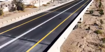 "هيئة الطرق": فتح الحركة المرورية على جسر نمران في بيشة