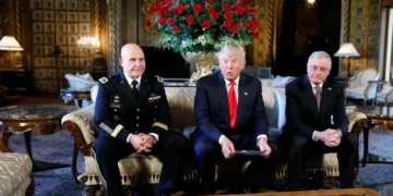 وعد بإنهاء الحرب.. ترامب يعين جنرالا سابقا مقربا منه موفدا إلى أوكرانيا وروسيا