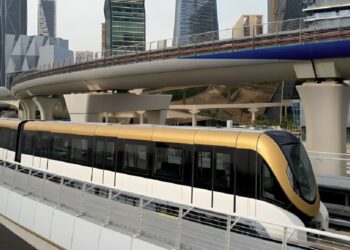 مختص: قطار الرياض سيسهم في ارتفاع عائدات الأعمال وسيرفع من جاذبية السياحة