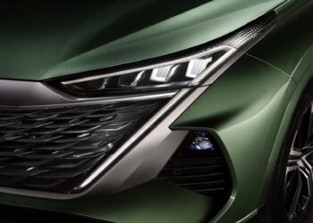 تدشين سيّارة إم جيRX9 2024 .. الـ" كروس أوفر" الفاخرة بسبع مقاعد في السعودية