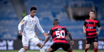 دوري روشن.. تعادل سلبي في نهاية مباراة الرياض والاتفاق