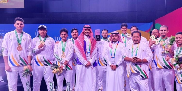 طلاب كلية الهندسة بجامعة أم القرى يحصدون المركز الأول في بطولة الروبوت المصاحبة لدورة الألعاب السعودية