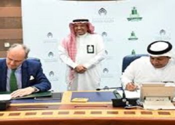 جامعة الملك عبدالعزيز تُوقع مذكرة تفاهم مع كروز السعودية