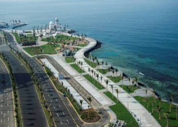 أمانة جدة تهيئ المرافق السياحية وتكثف الجهود لاستقبال إجازة منتصف الفصل الأول