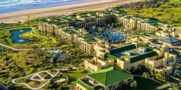 “أسفار” توقّع اتفاقيّة استثمارية مع هيئة تطوير المنطقة الشرقية لتنشيط السياحة في الخبر