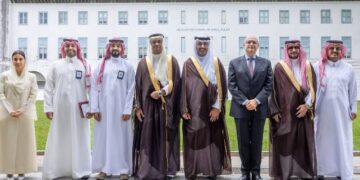 هيئة كفاءة الإنفاق تبحث تعزيز التعاون مع جهات حكومية في سنغافورة