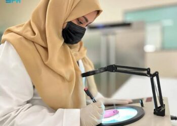 أمانة العاصمة المقدسة توفر مختبرات تشغيلية متطورة لفحص الأغذية طوال العام